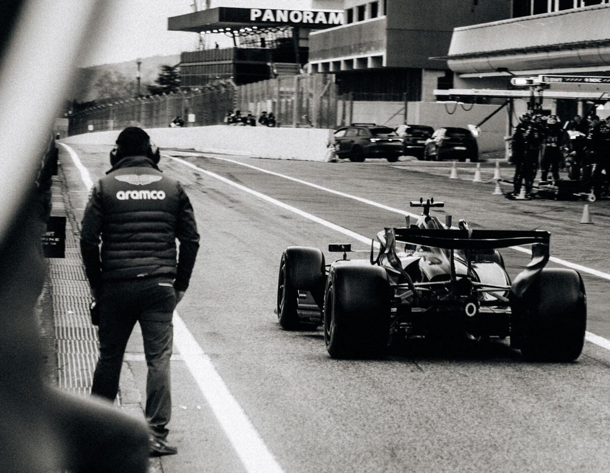 Aston Martin AMR26, la apuesta a todo o nada 3 G 2SUlOWIAAW9PX e1770146363404