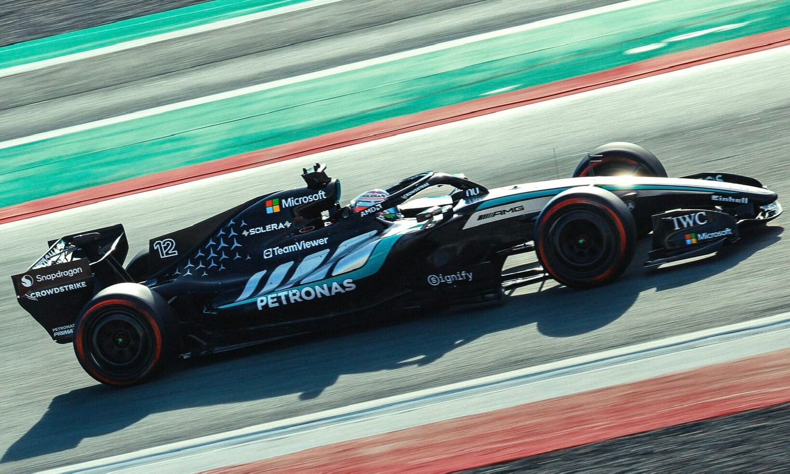 Mercedes llega con su W17 como el mejor perfilado para ganar 3 G l z 7W8AIj0ho e1770491751609