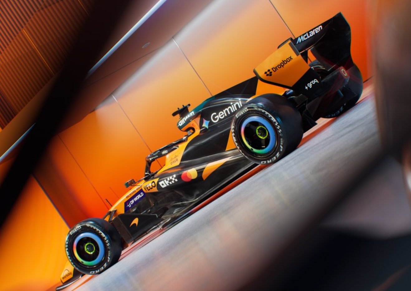 Fórmula 1: McLaren MCL40, el arma papaya para revalidar los títulos 2 HAufZuRX0AAATDp