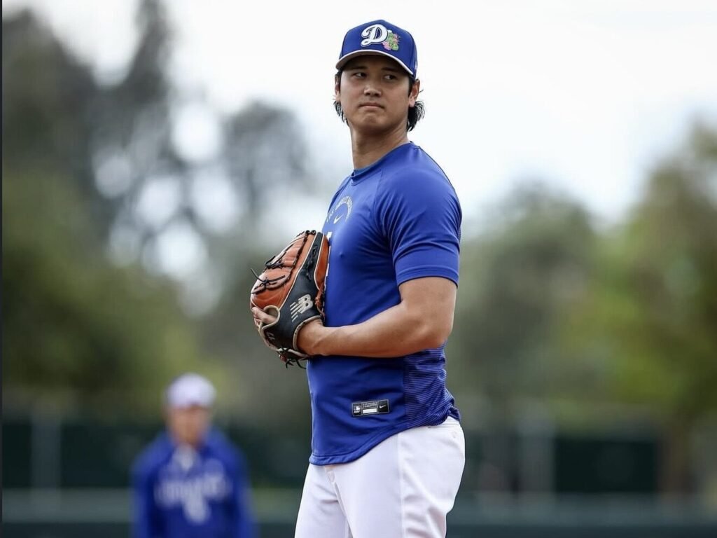 Ohtani ataca de nuevo desde el montículo: los Dodgers hablan de su gran avance 1 Ohtani en las primeras prácticas de la temporada.