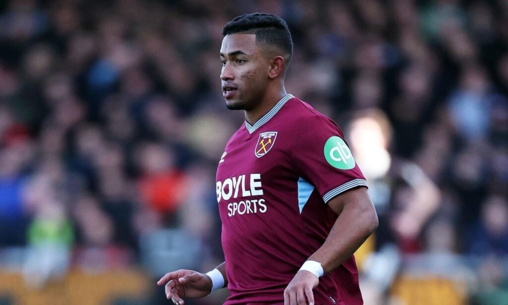 Keiber Lamadrid, titular en victoria del West Ham por FA Cup 3 Keiber Lamadrid debutó con West Ham en FA Cup.