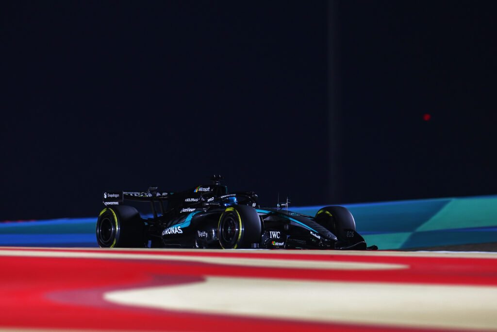 George Russell lidera el primer día del último test de pretemporada de F1 1 Russell