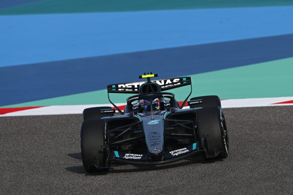 Kimi Antonelli lidera 1-2 de Mercedes en el último día de test en Bahréin 2 Antonelli