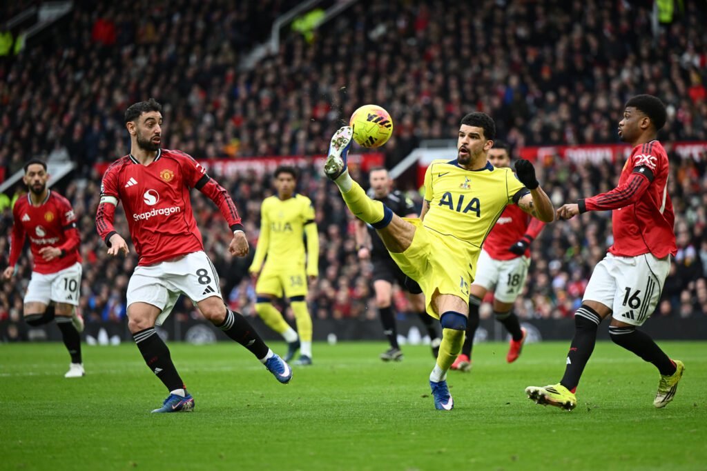 Manchester United vence a Tottenham y suma 4 victorias consecutivas 2 Manchester United