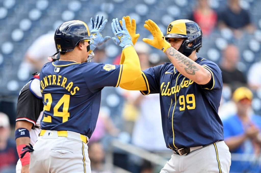 Gary Sánchez se une a William Contreras en Cerveceros de Milwaukee 9 Gary Sánchez firma nuevamente con los Cerveceros de Milwaukee