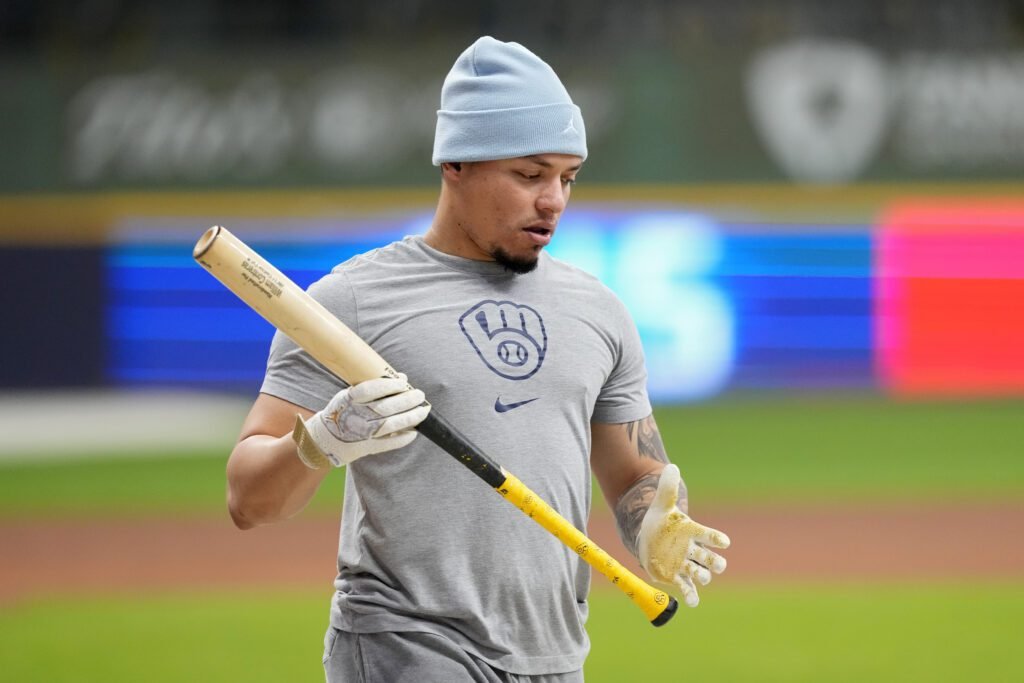 William Contreras evita el arbitraje y firma extensión con Cerveceros de Milwaukee 1 William Contreras renueva con Cerveceros de Milwaukee