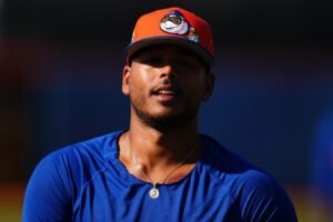 Home 21 Freddy Peralta dice que no a República Dominicana