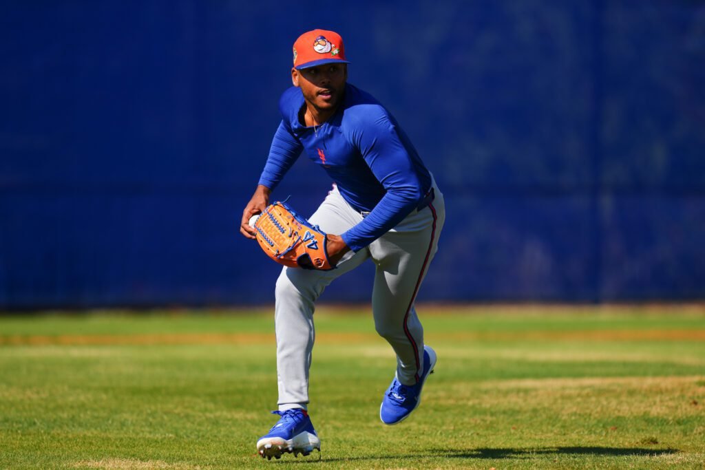 Freddy Peralta explica por qué no representará a República Dominicana en el Clásico Mundial 1 new york mets pitchers and catchers workout 1