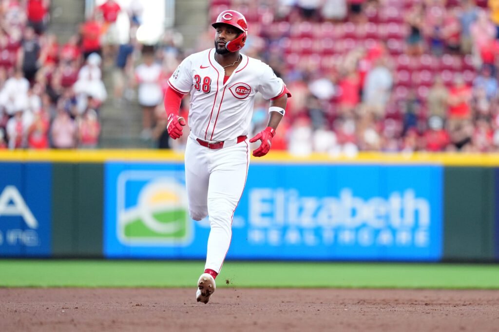 Los Padres de San Diego se refuerzan con el dominicano Miguel Andújar 1 philadelphia phillies v cincinnati reds