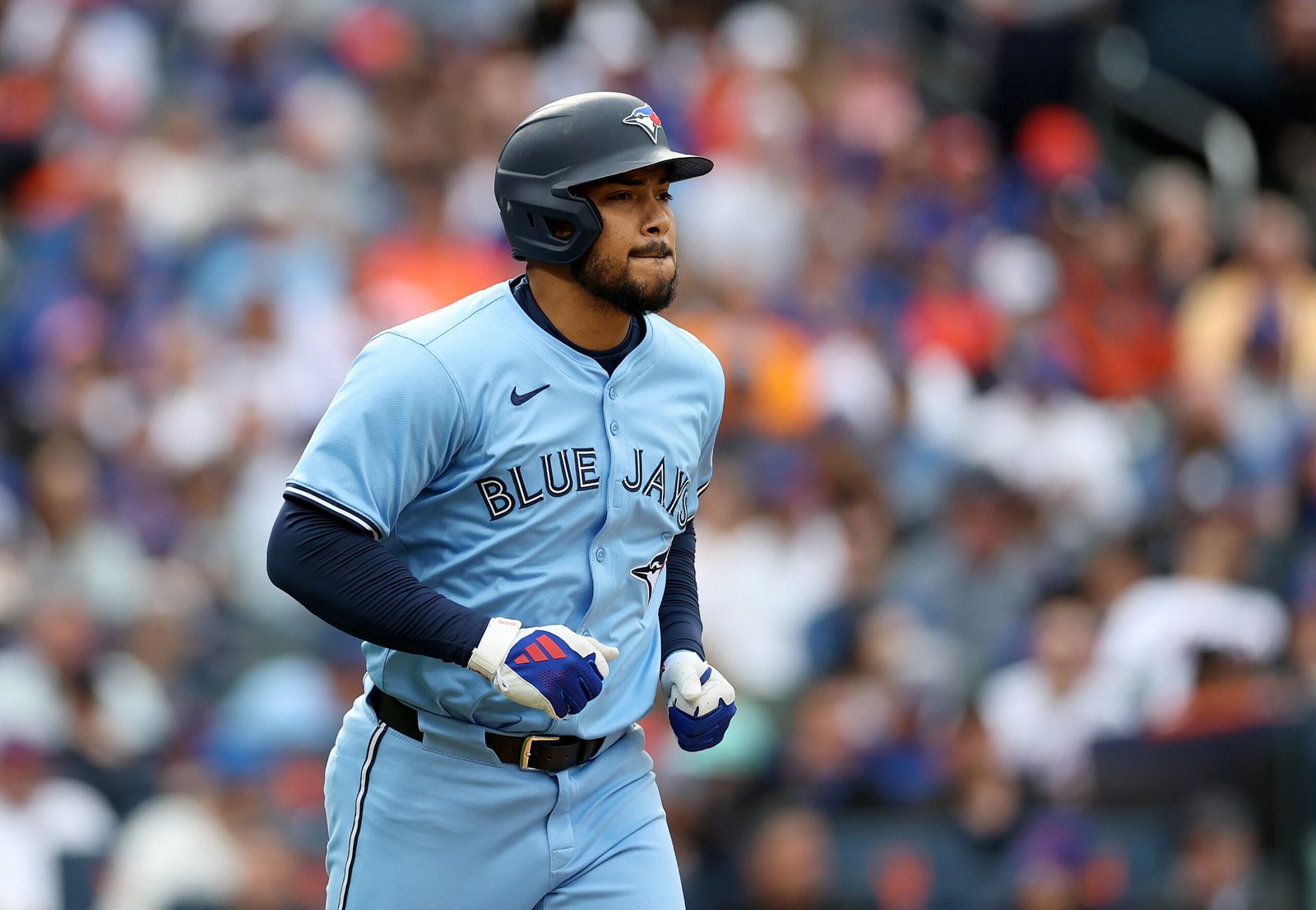 Anthony Santander: Quiero estar con el equipo todos los días 3 Anthony Santander lesionado con Azulejos de Toronto