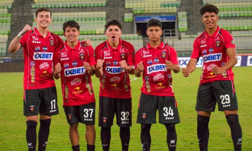 Deportivo La Guaira vs Fluminense y UCV vs Rosario Central, duelos de Libertadores 4 Caracas FC.