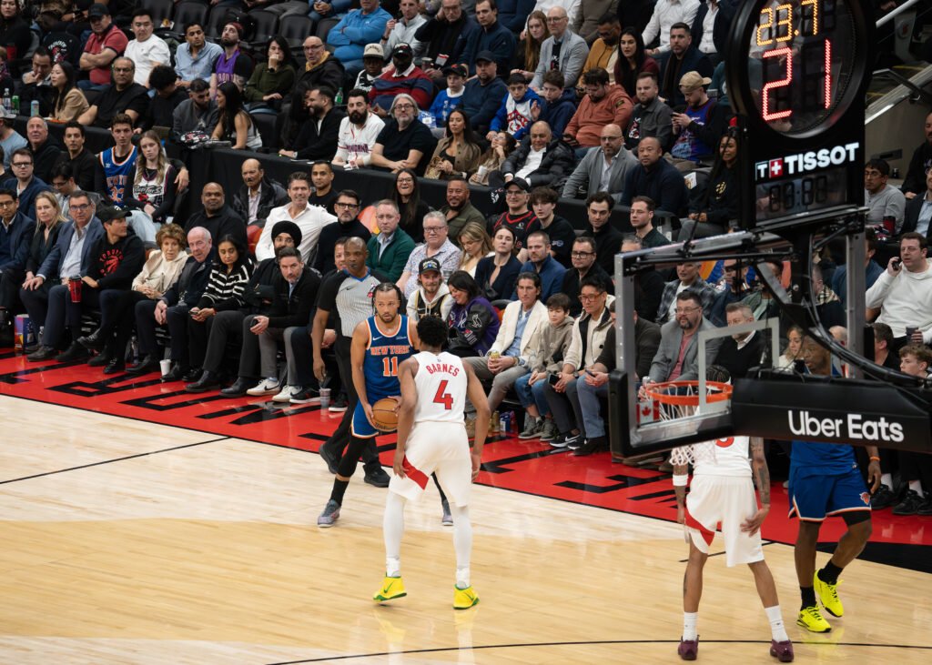 Victoria de los Knicks 111-95 sobre los Raptors en un duelo intenso en Toronto (Fotos) 1 DSC03450