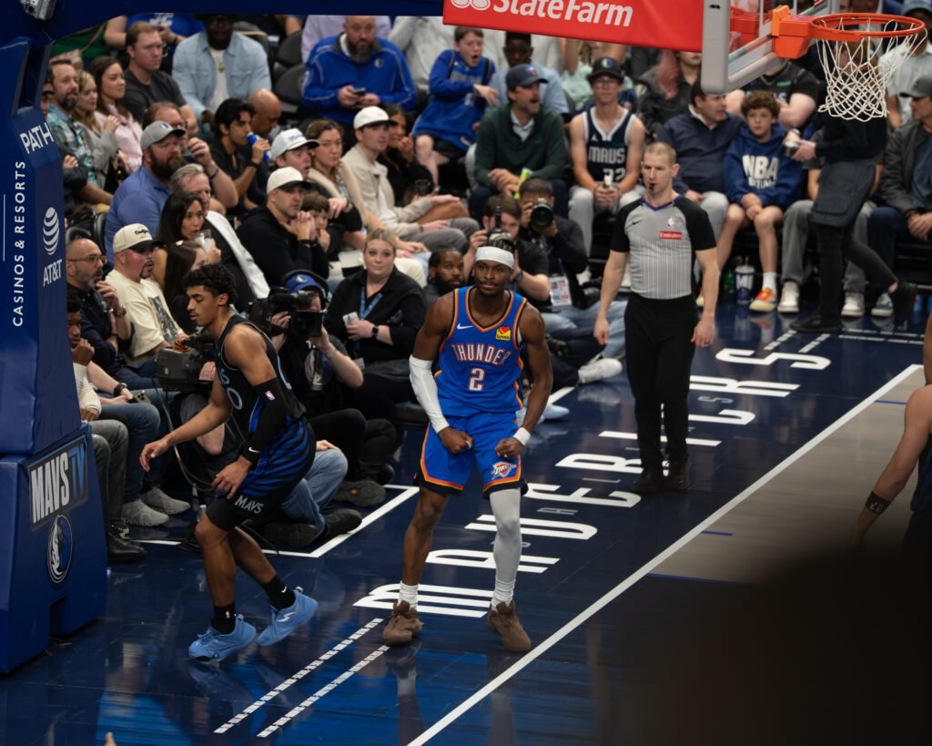 Triunfo de Oklahoma 100-87 frente a unos Mavs que extrañan a su estrella lesionada (Fotos) 1 DSC5734 1