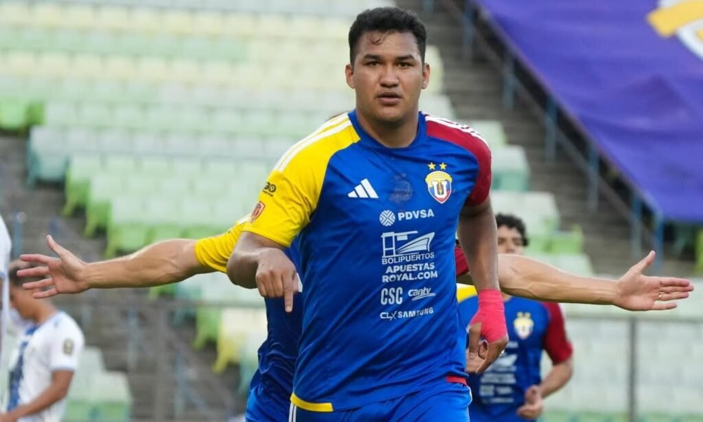 Deportivo La Guaira vs Fluminense y UCV vs Rosario Central, duelos de Libertadores 1 Eduardo Sosa.