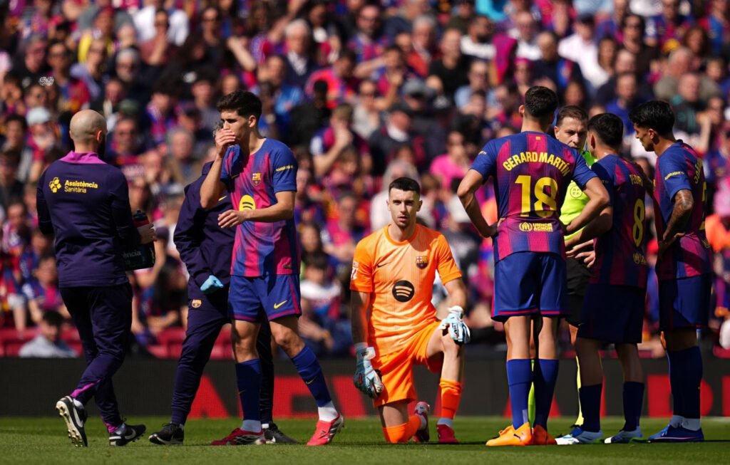 Araujo y Joan García le dan el 15° triunfo seguido al Barcelona en Camp Nou 1 Joan García brilló bajo los tres palos del Barcelona.