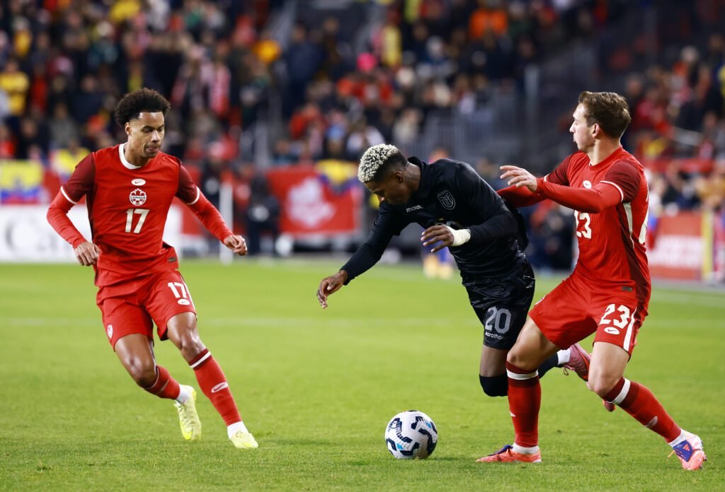 Canadá resiste con un hombre menos y empata sin goles ante Ecuador en amistoso internacional 4 canada v ecuador international friendly 1