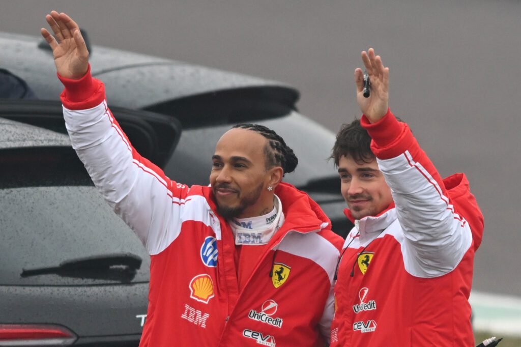 Lewis Hamilton: "Ferrari es una religión y se la ama como al Papa" 3 hamilton leclerc