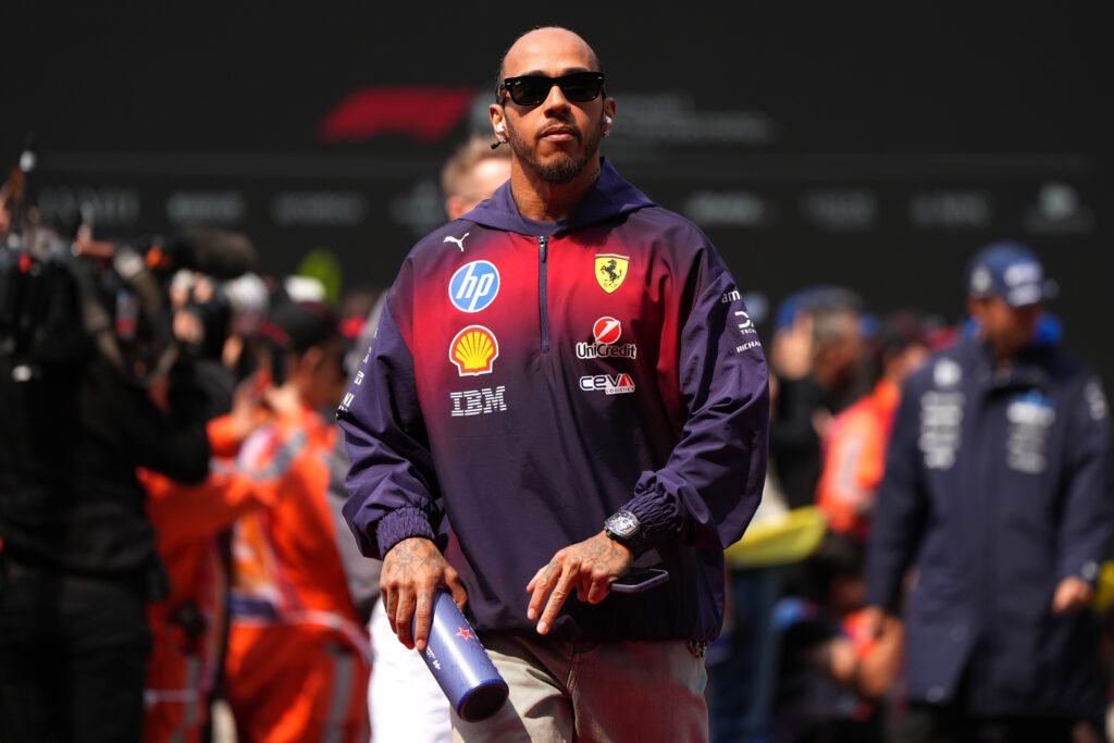 Lewis Hamilton cree que la F1 actual es mucho más "divertida" 1 Hamilton