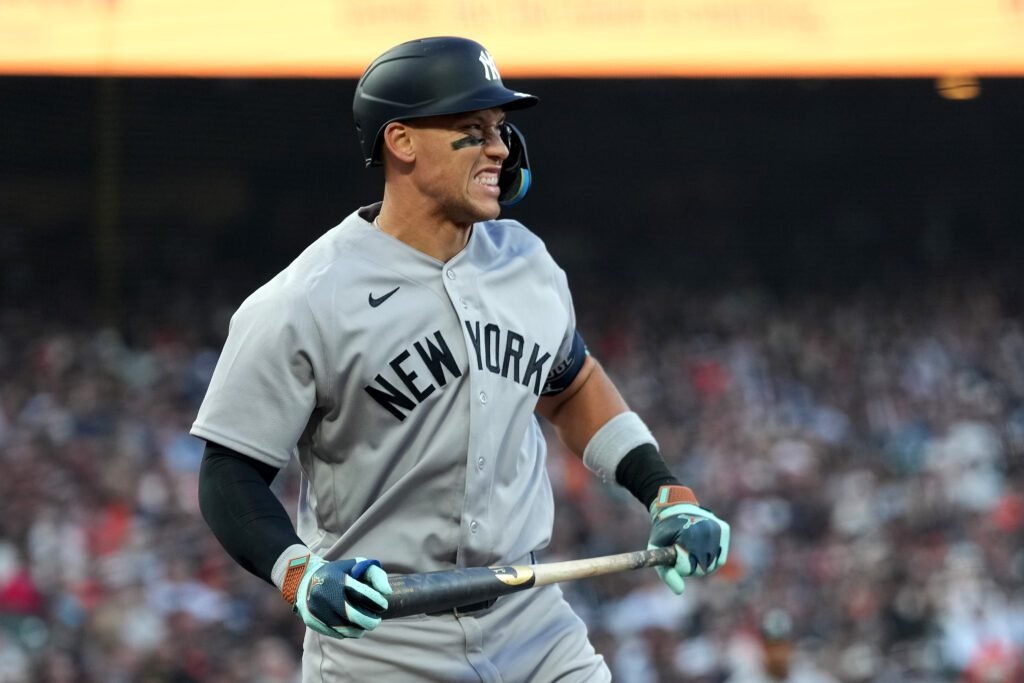 Aaron Judge vive noche oscura pero pero celebra la primera victoria de Yankees en 2026 9 Aaron Judge de Yankees de Nueva York