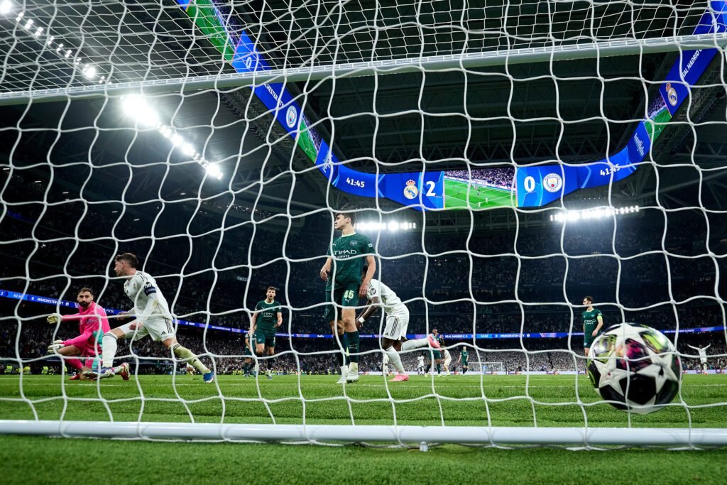 Valverde se luce con hat-trick y acerca al Real Madrid a cuartos de Champions 1 valverde gol