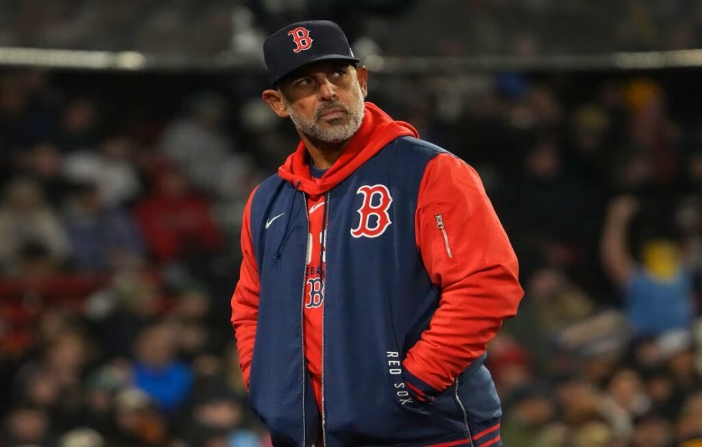 MLB: Alex Cora se convirtió en el primer manager despedido de la temporada 2026 2 Alex Cora