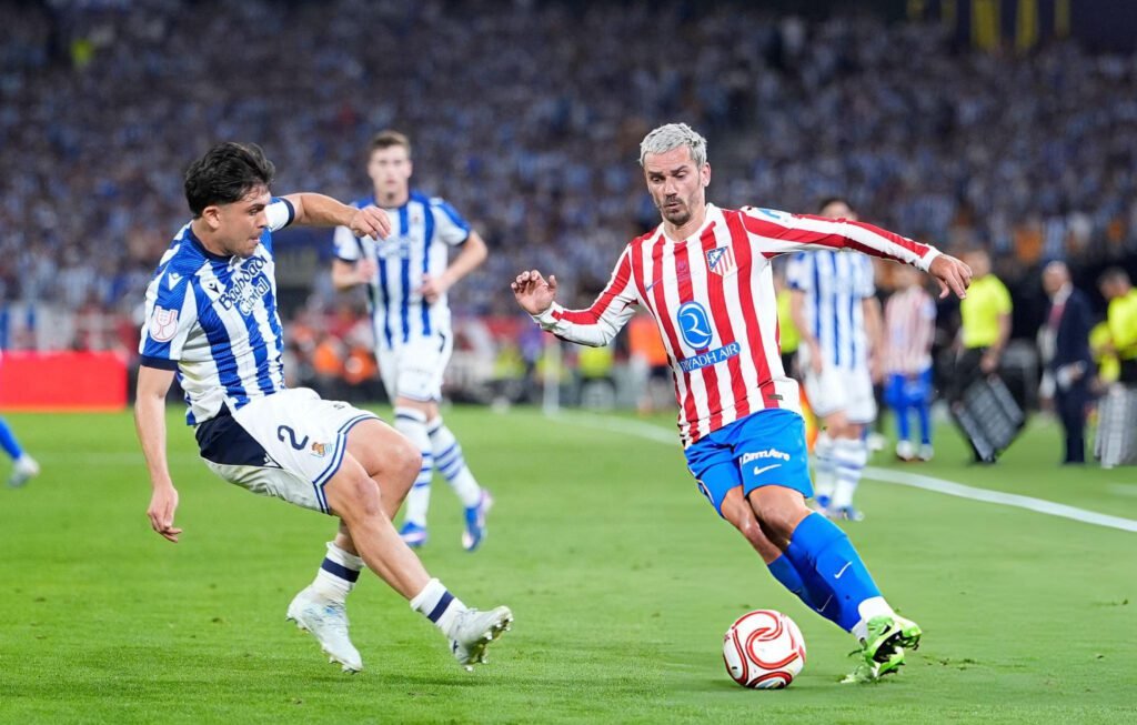 ¡Aramburu y Yangel, campeones de la Copa del Rey con la Real Sociedad! 2 Jon Aramburu jugó hasta el minuto 113.