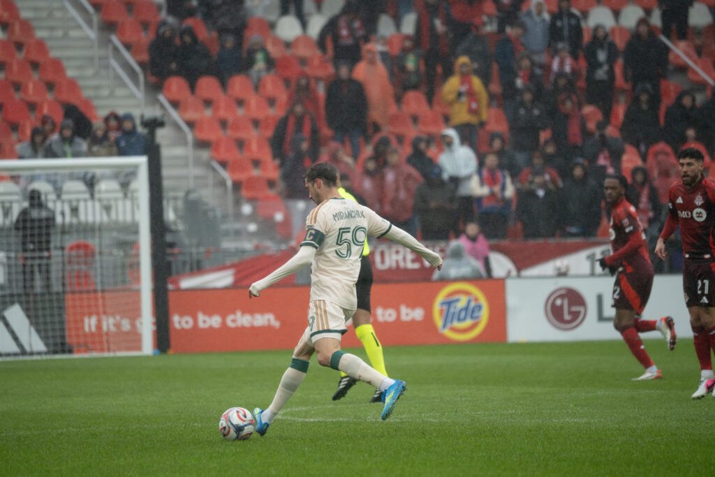 Golpe en Toronto: Atlanta United frena a TFC con victoria 2-1 en BMO Field (Fotos) 2 DSC06626