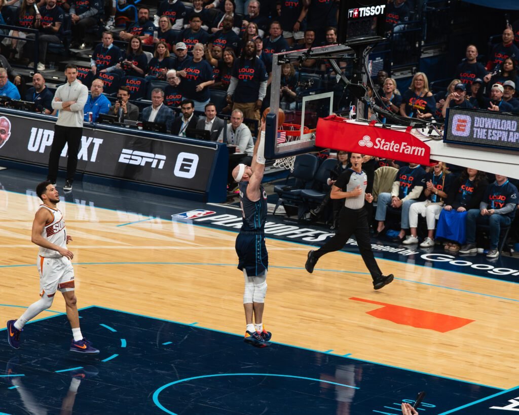 Thunder domina a Phoenix y toma ventaja de 2-0 rumbo a Arizona (Fotos) 4 DSC1345