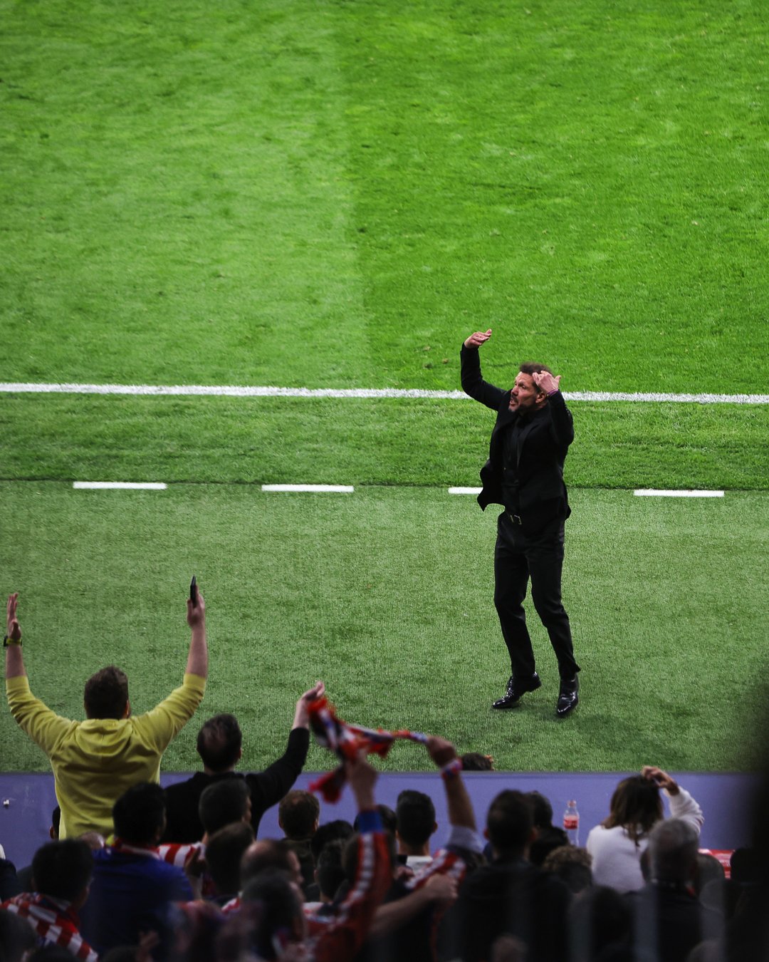 Atlético de Madrid, un partido y una eliminatoria reflejo de la temporada 2 HF9Pa6WXgAAFs6d