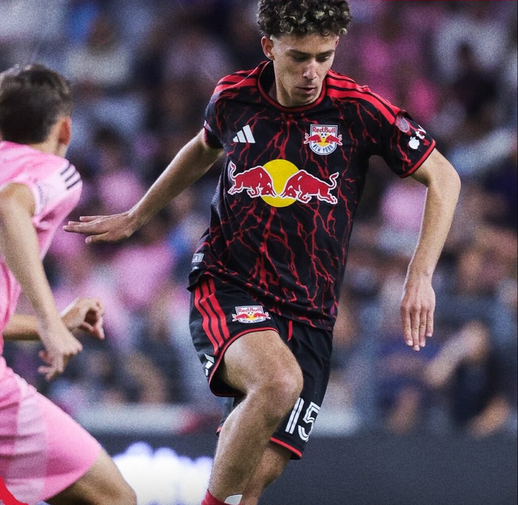 Inter Miami sigue sin cantar victoria en su nueva casa al quedar 2-2 con los NY Red Bulls 1 Inter Miami vuelve a empatar en el Nu Stadium.