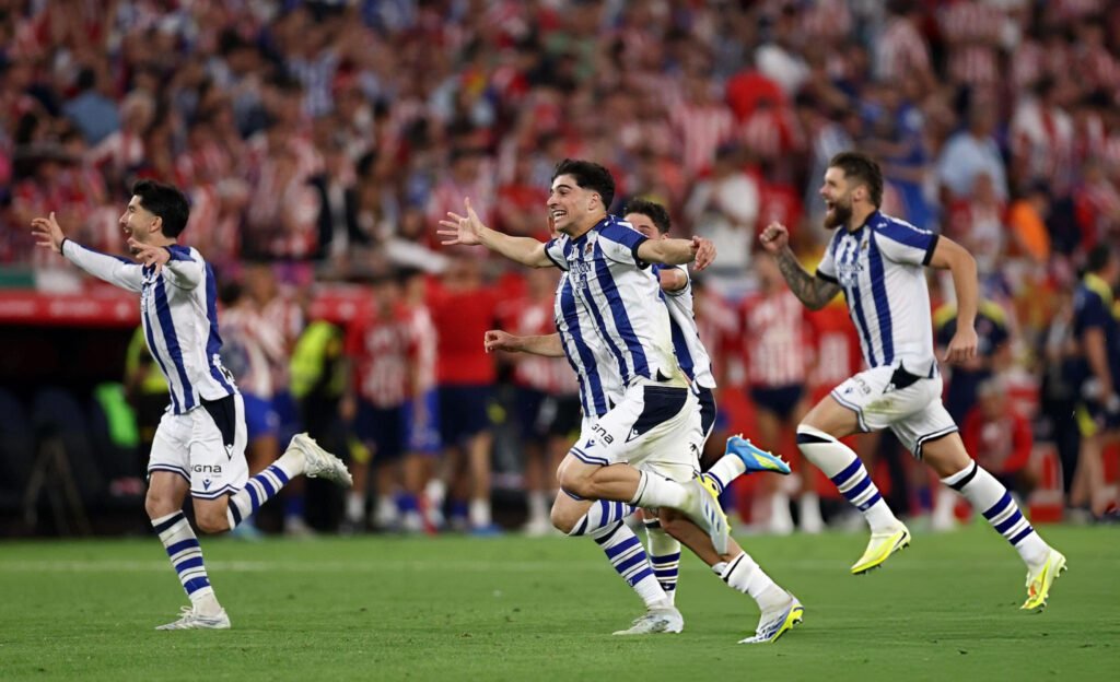 ¡Aramburu y Yangel, campeones de la Copa del Rey con la Real Sociedad! 4 La Real Sociedad es campeona de la Copa del Rey.