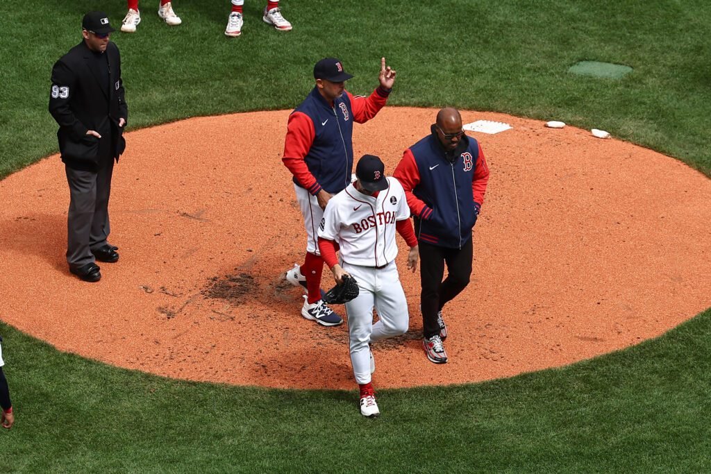 Sonny Gray suma otro problema a la ya preocupante situación de Medias Rojas de Boston 5 Sonny Gray sale lesionado