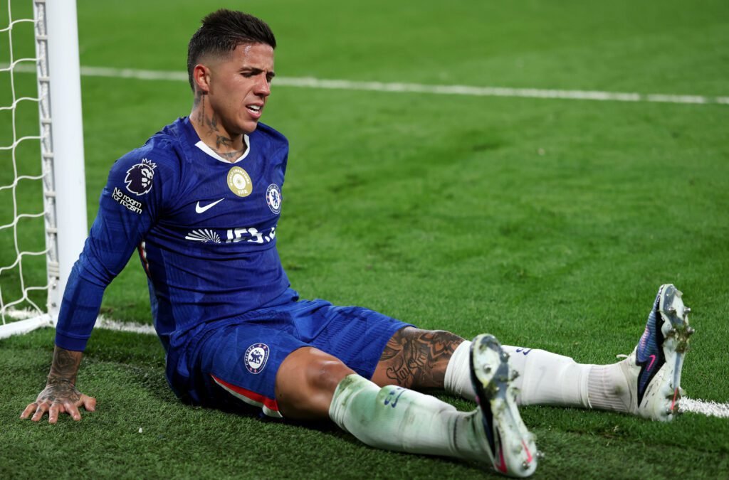 Manchester United vence al Chelsea y se aferra al tercer lugar de la Premier 3 enzo fernandez