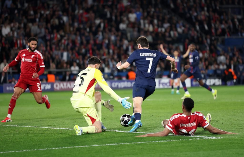 PSG aumenta la crisis del Liverpool con victoria 2-0 en Champions 2 PSG