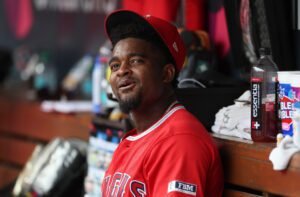 Home 19 José Soriano en inicio histórico