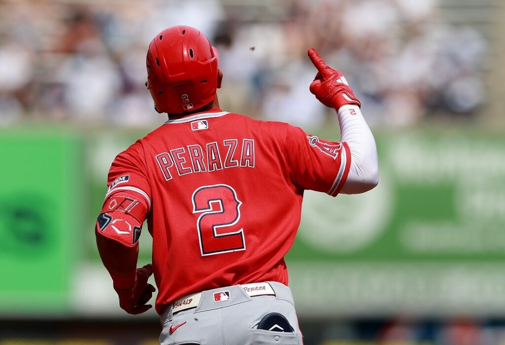Oswald Peraza muestra todo su potencial en la cuarta semana de MLB 2 Oswald Peraza