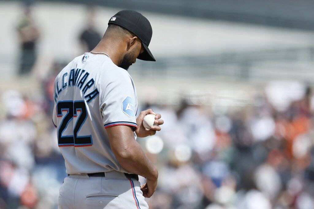 Tarik Skubal se impone a Sandy Alcántara y Detroit completó la barrida sobre Miami 2 Tarik Skubal