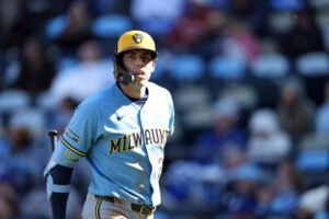 Home 23 Christian Yelich vuelve a entrar en la lista de lesionados