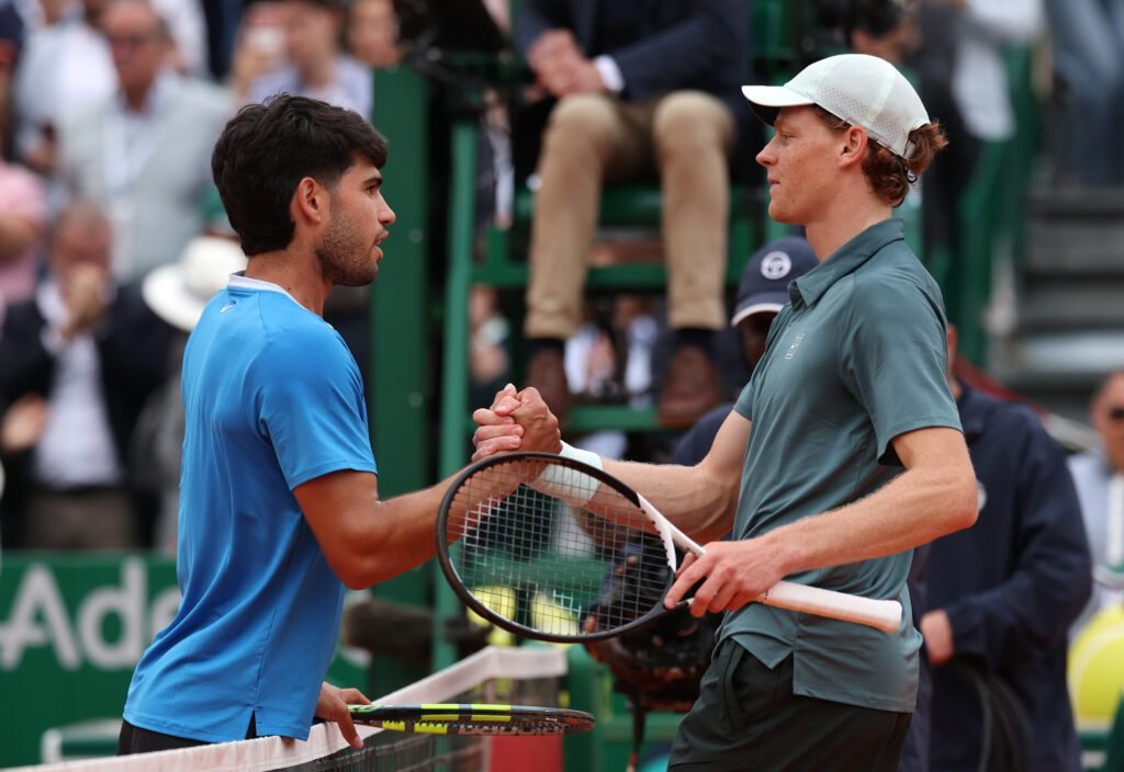 El emotivo mensaje de Sinner a Alcaraz tras su baja de Roland Garros 8 Sinner