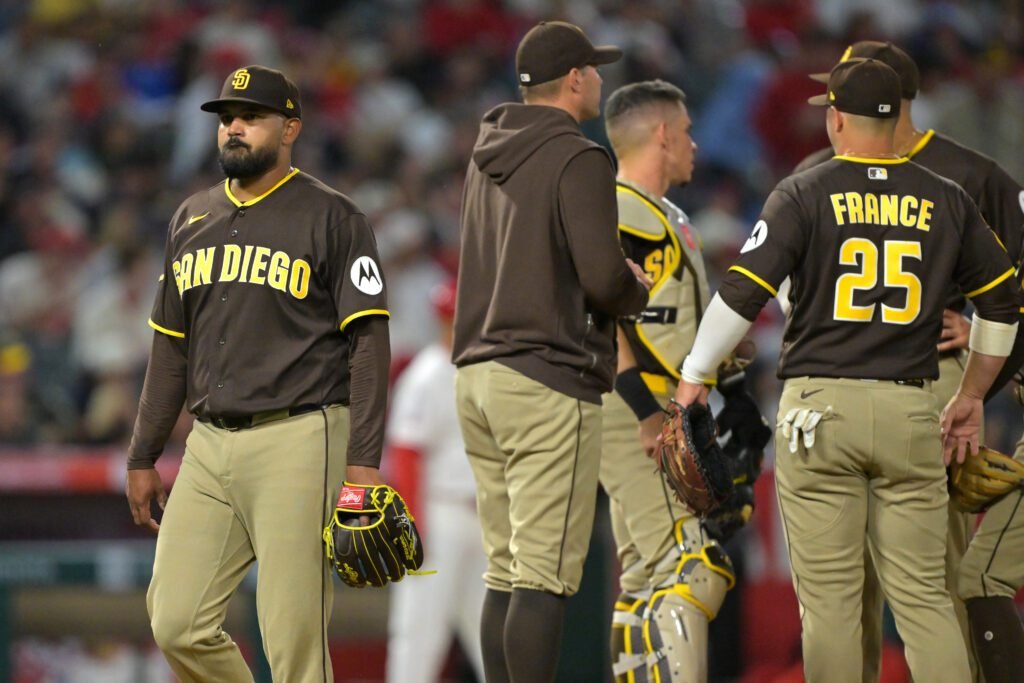 Padres de San Diego firman a abridor veterano para cubrir las bajas por lesión 4 Padres de San Diego firma a Lucas Giolito para suplir bajas por lesión