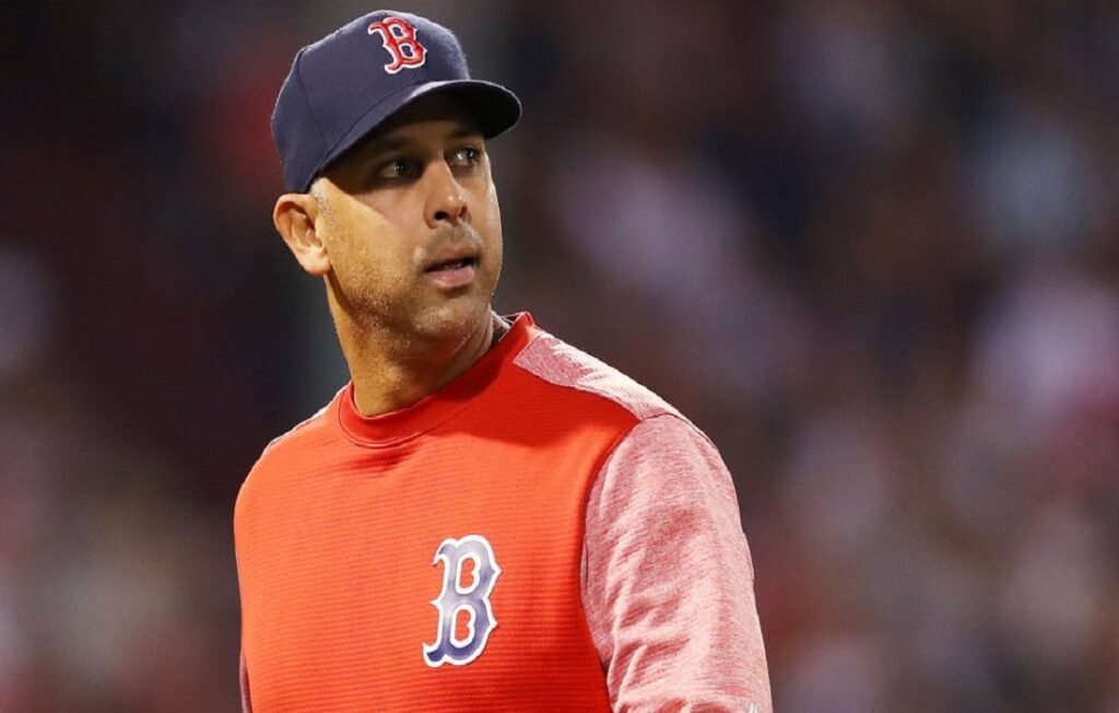 MLB: Alex Cora se convirtió en el primer manager despedido de la temporada 2026 4 Alex Cora
