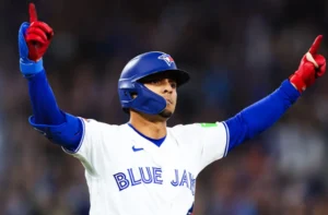 Home 25 Andrés Giménez con su primer juego multi-HR