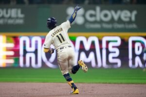 Jackson Chourio debuta por todo lo alto en la temporada 2026