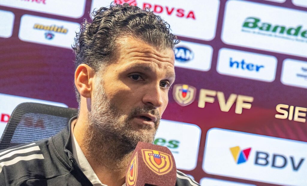 Vizcarrondo castiga a Savarino y Rondón: los deja fuera de la lista contra Turquía e Irak 4 Oswaldo Vizcarrondo, seleccionador de Venezuela.