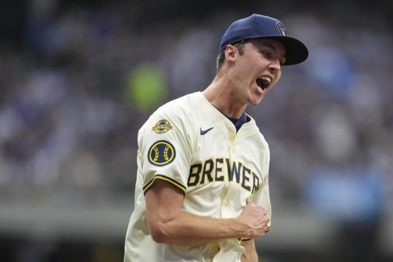 Home 32 Jacob Misiorowski completó una actuación histórica con los Cerveceros de Milwaukee