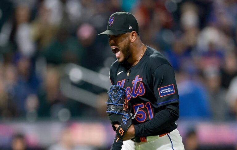 Home 27 Freddy Peralta