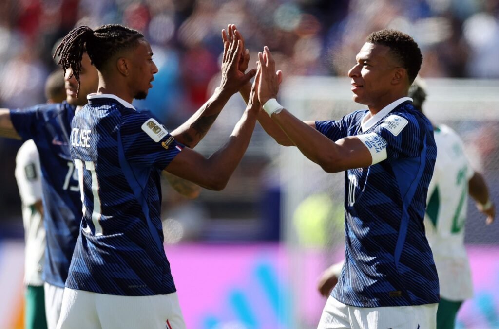 Mbappé rompe récords con doblete en el triunfo de Francia ante Senegal 2 3 mbappe