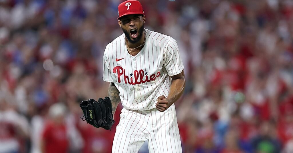 Cristopher Sánchez rompe su racha pero queda en la historia de la MLB 1 Cristopher Sánchez termina la racha