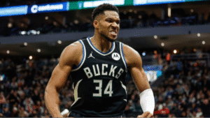 Home 21 Giannis Antetokounmpo