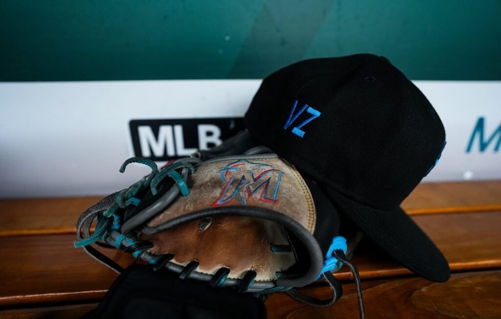 MLB: Javier Sanoja y los Marlins muestran su apoyo a Venezuela 1 Javier Sanoja